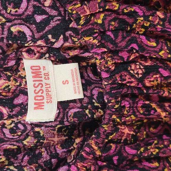 Top - Picture 2 of 3